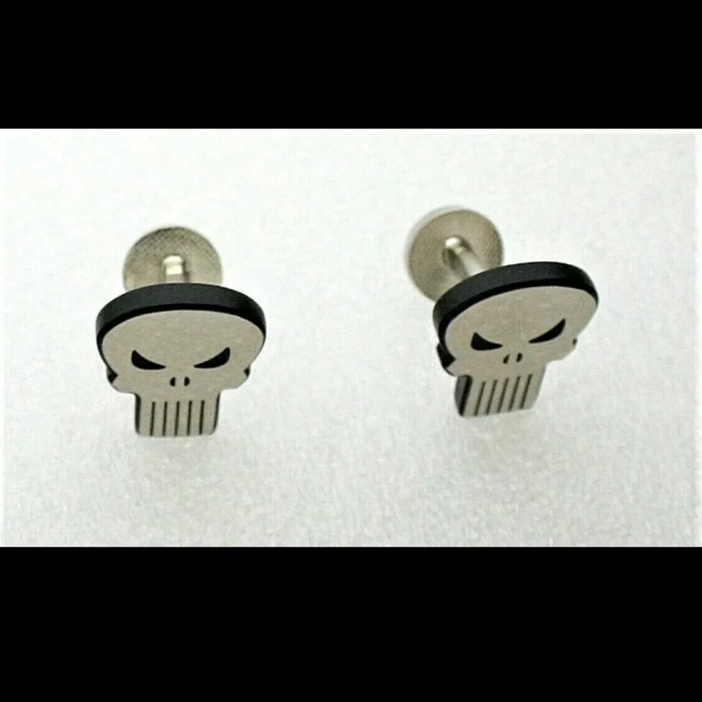 Marvel Comics Classic The Punisher Skull Logo Chrome Cufflinks New Gift Box